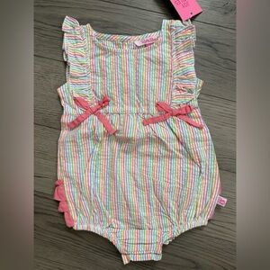 NWT RuffleButts Rainbow Seersucker Classic Ruffled Bubble Romper, 12-18 months